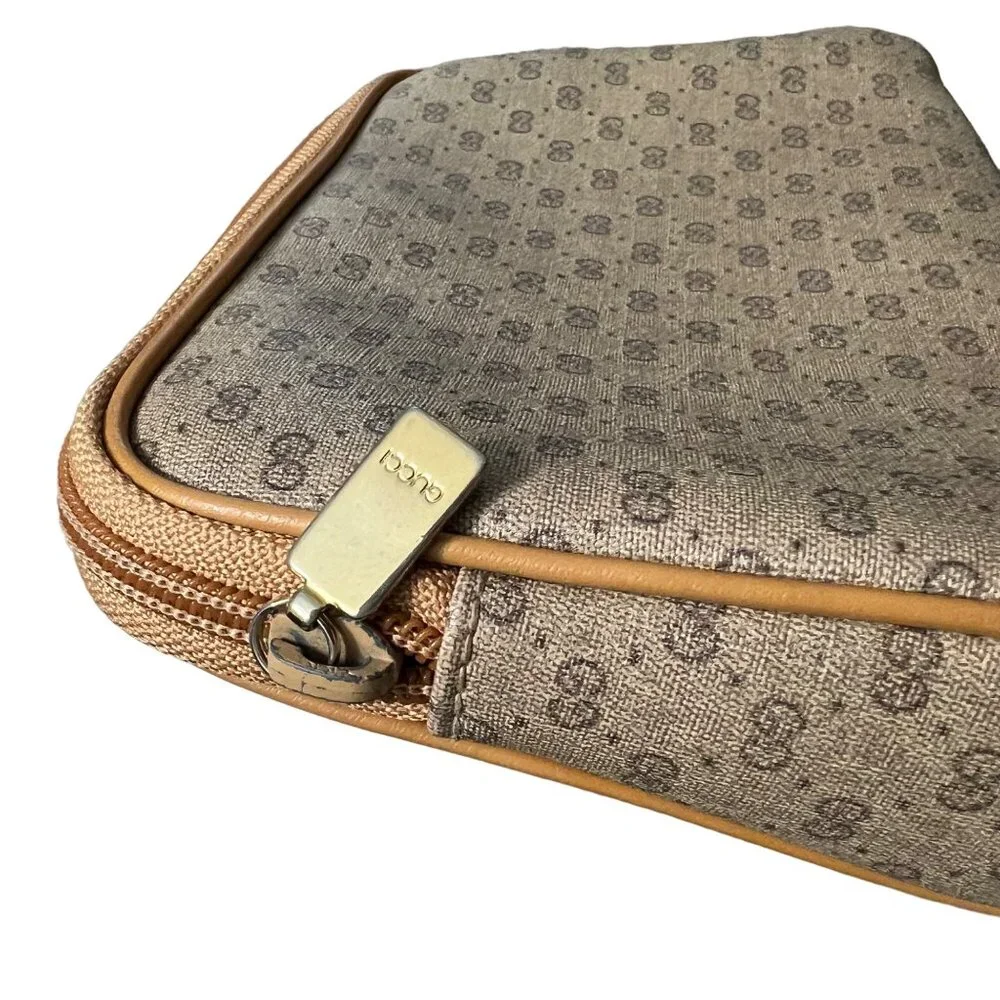 VIntage Gucci Tan Brown Monogram Make Up Bag Pouch Zip Top - Picture 7 of 10